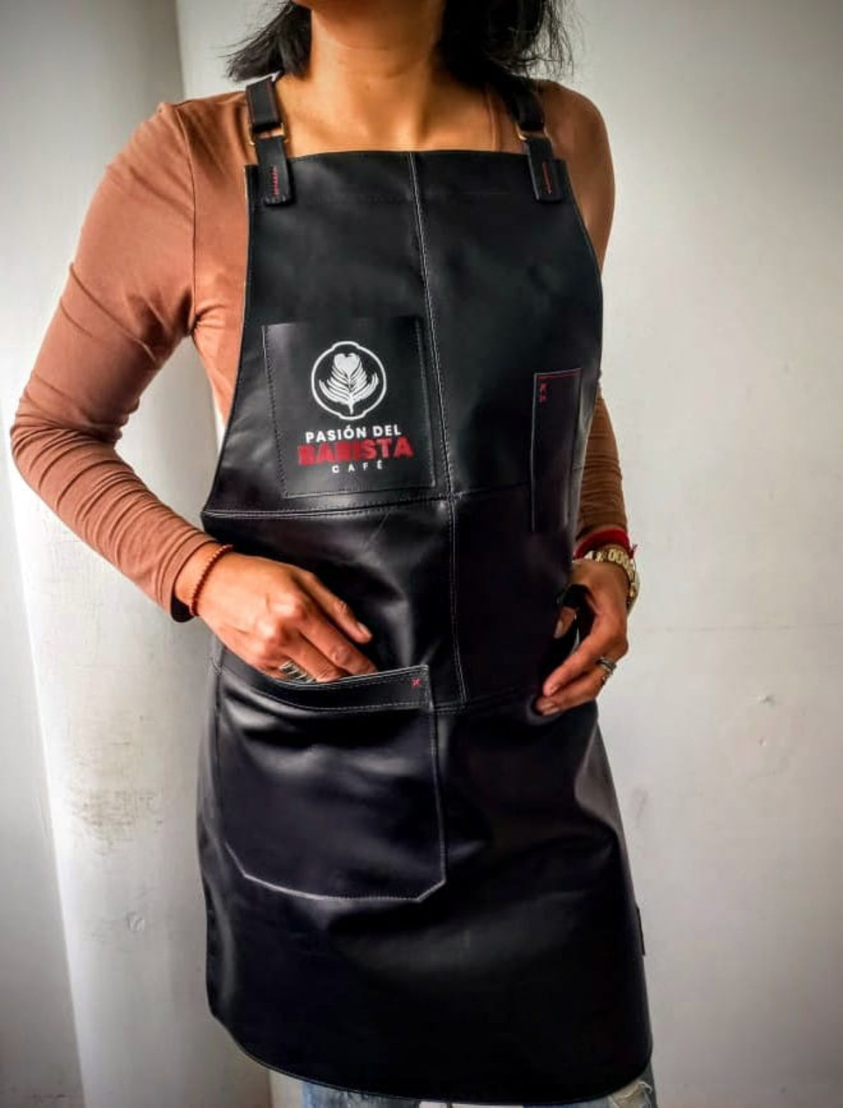 Delantal de cuero